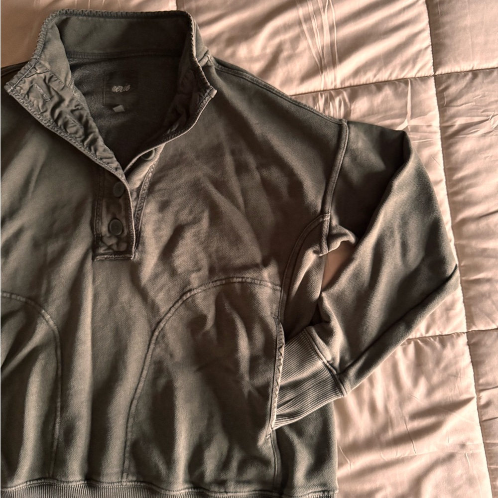 aerie Olive Green Pullover with Logo Tag